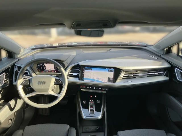 Audi Q4 e-tron advanced 45 / MMI-Navi plus, AHK, LED
