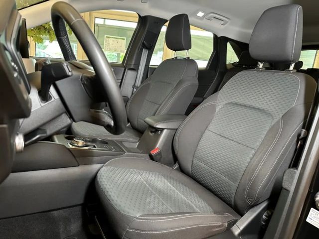Ford Kuga Cool & Connect