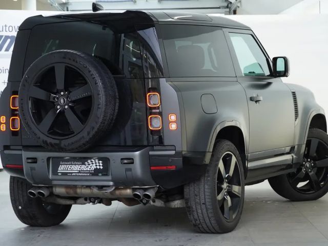 Land Rover Defender V8 Carpathian Edition