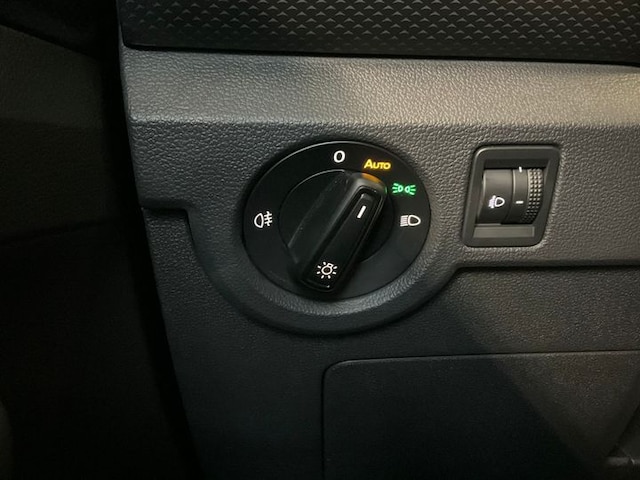 Volkswagen T-Cross TSI Kamera ACC SHZ