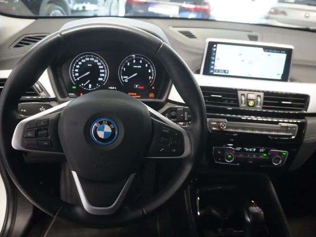 BMW X2 xDrive25e