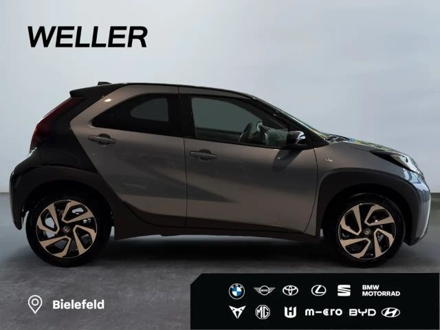 Toyota Aygo X Bi-Tone Hatchback