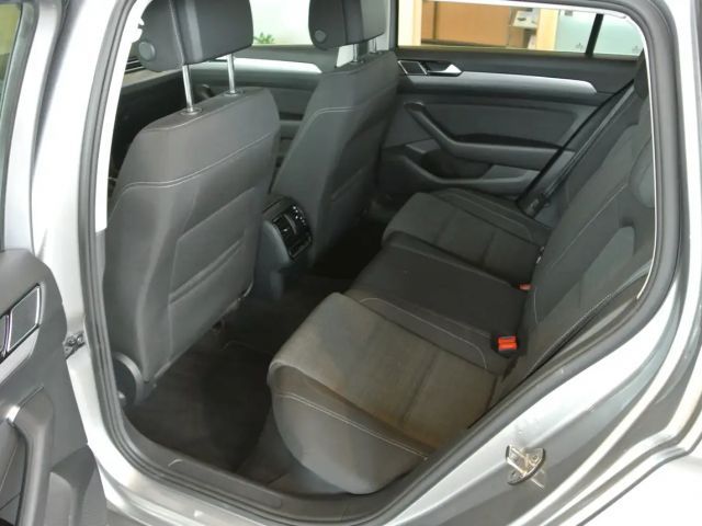 Volkswagen Passat Business DSG Variant