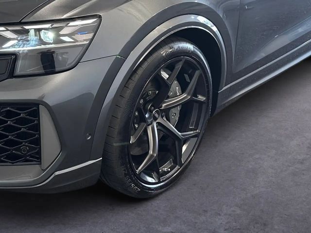 Audi RS Q8 Performance