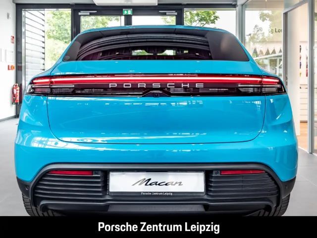 Porsche Macan 4