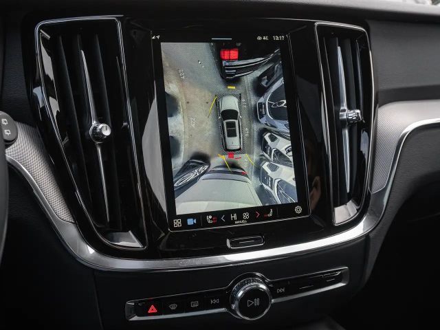 Volvo V60 Cross Country AWD Plus