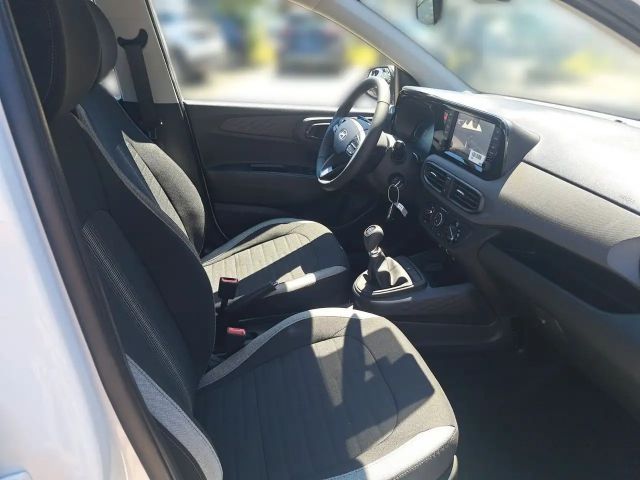 Hyundai i10 Navigationssys./Freisprecheinrichtung/Kamera