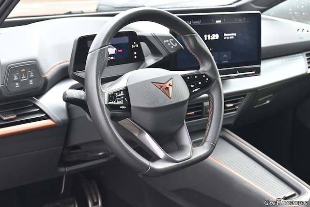 Cupra Born Born HUD LED PDC Kamera ACC