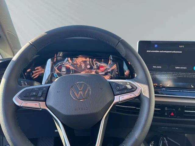 Volkswagen Golf 1.5 TSI Life