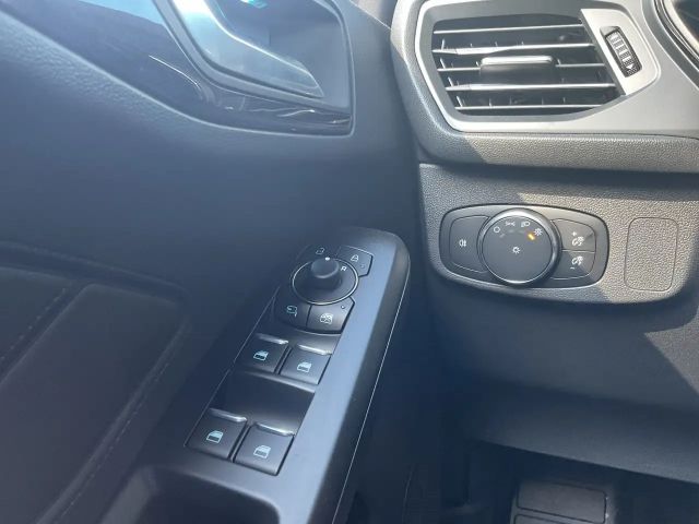 Ford Focus EcoBoost ST Line Wagon