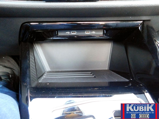 Volkswagen Golf 1.5 eTSI DSG Golf VIII Variant