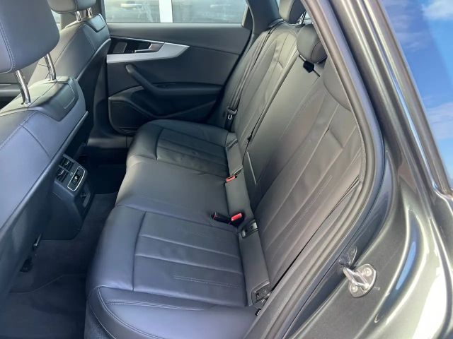 Audi A4 35 TFSI S-Line