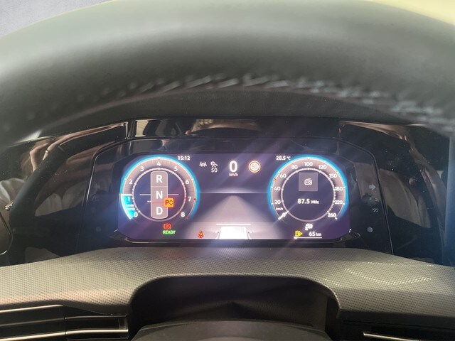 Volkswagen Golf Style Variant