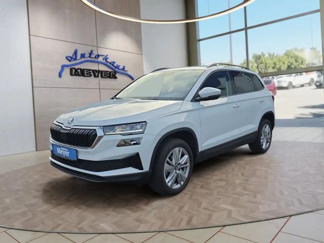 Skoda Karoq 1,0TSI 115PS Navi/LED/ACC/Kamera/Winterp.    **