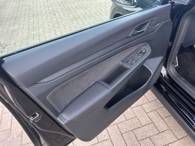 Volkswagen Golf 2.0 TSI DSG GTI Style