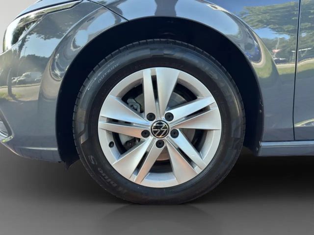 Volkswagen Golf DSG Golf VIII Life Variant