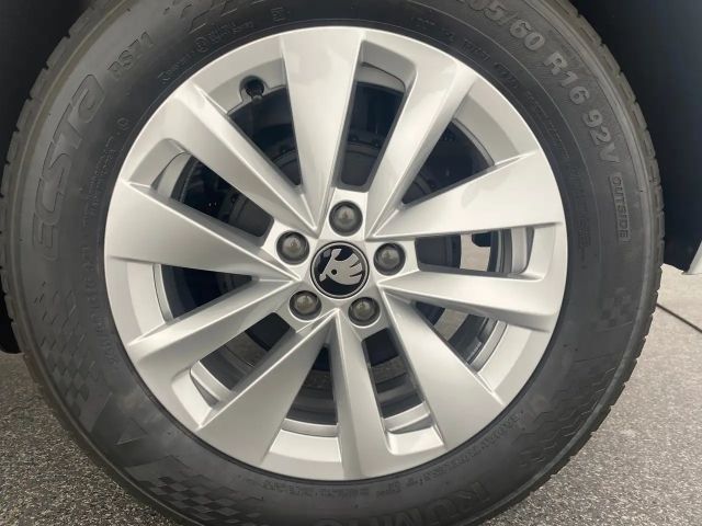 Skoda Kamiq Essence TSI