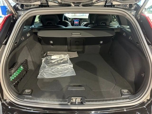 Volvo V60 AWD Dark Plus T8