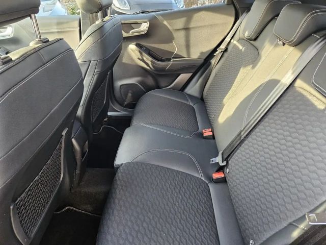 Ford Puma EcoBoost Titanium