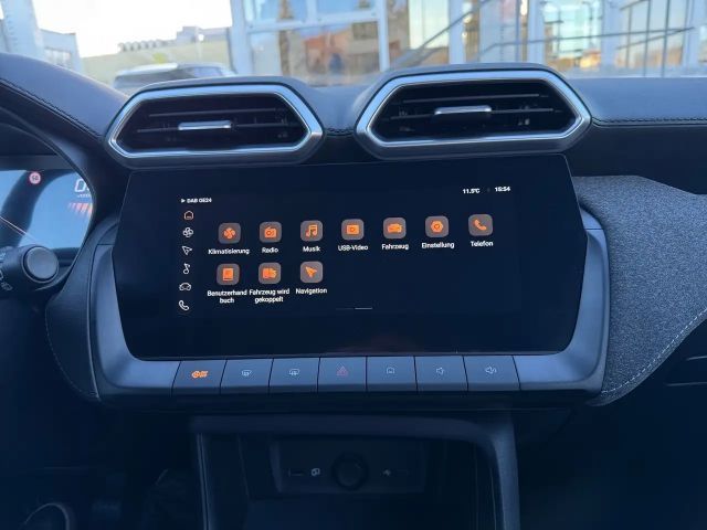 MG ZS Standard range