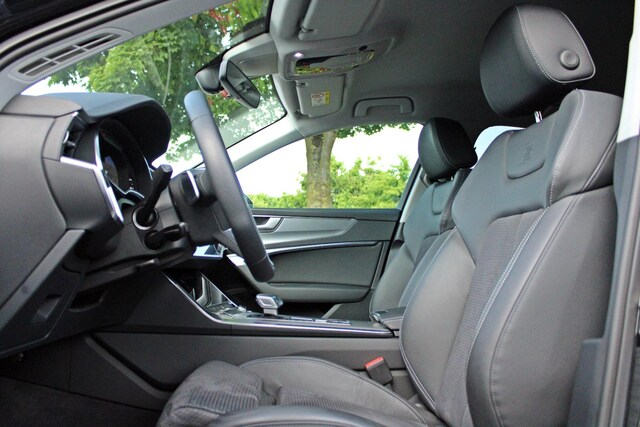 Audi S6 Quattro Sedan