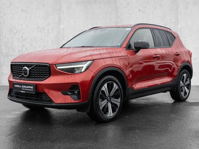 Volvo XC40 Dark Plus T4