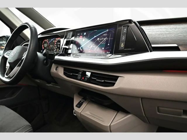 Volkswagen Multivan 2.0 TDI DSG Style T7