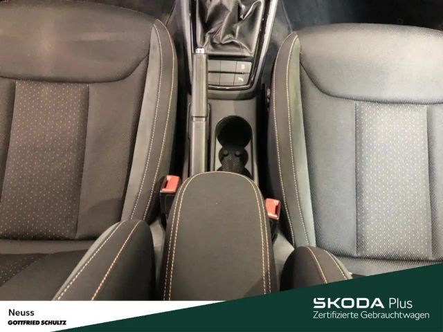 Skoda Kamiq SCOUTLINE TSI DSG AHK SITZHEIZUNG EINPARKHILFE NAV