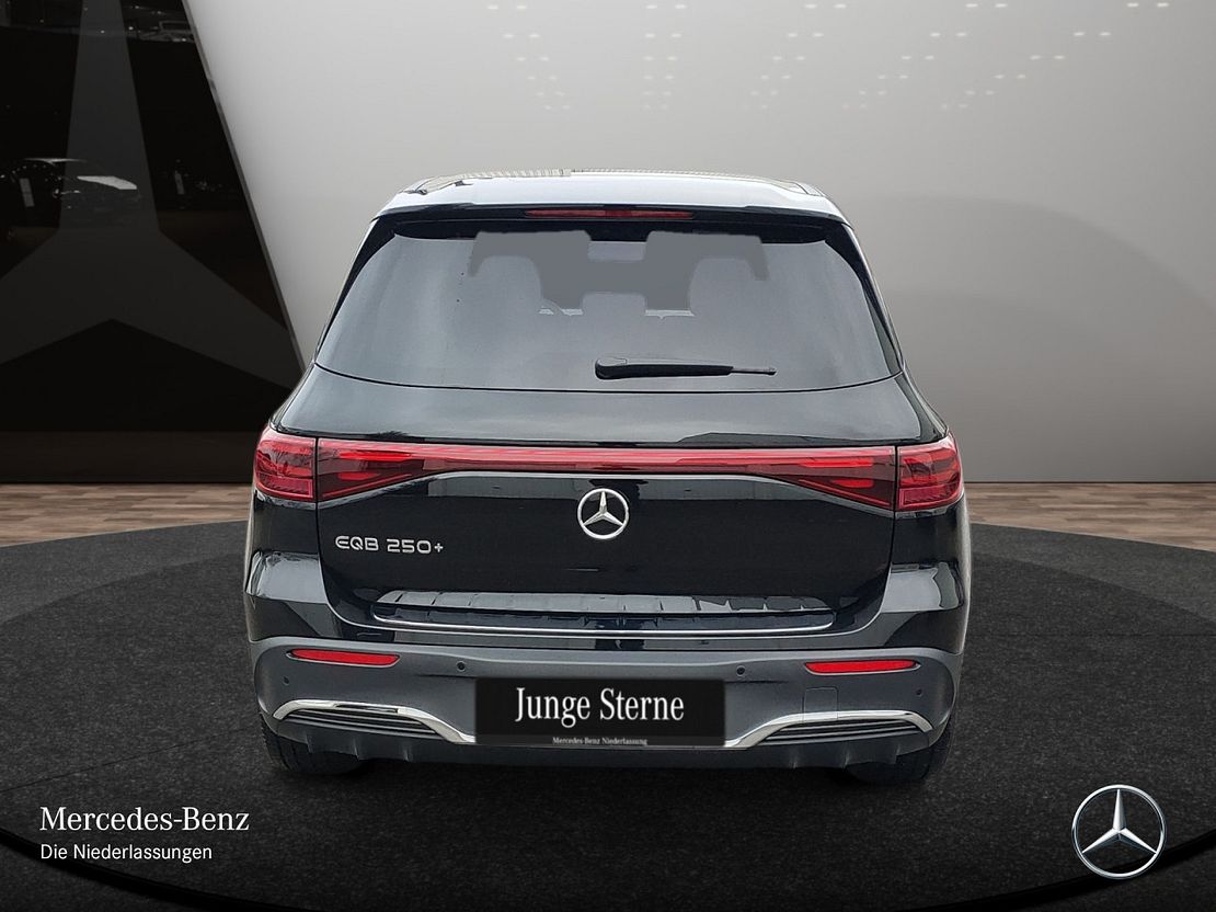 Mercedes-Benz EQB 250