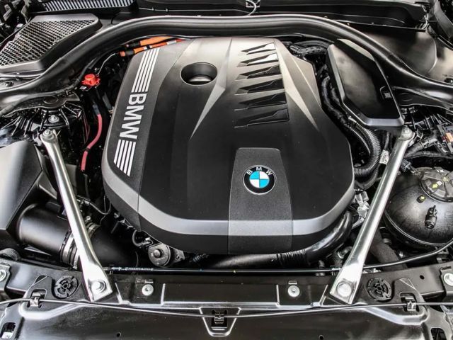 BMW 550 M-Sport Sedan