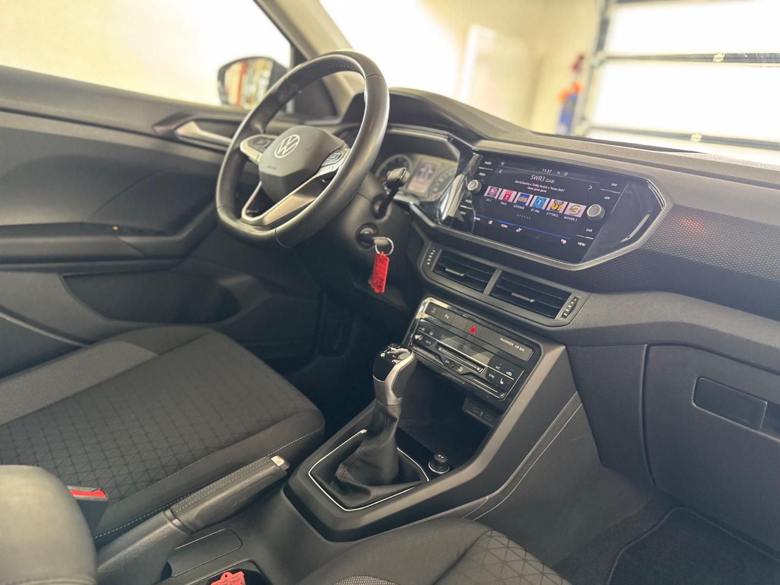 Volkswagen T-Cross Life