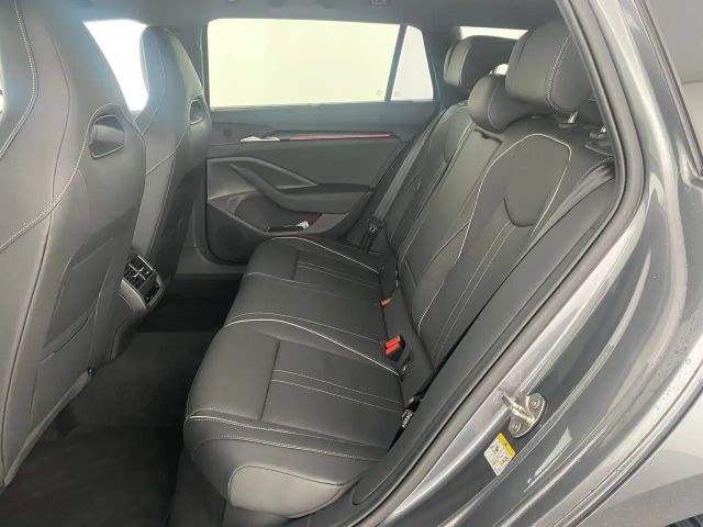 Skoda Superb Sportline iV