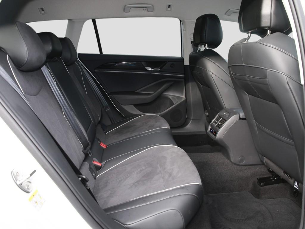 Volkswagen Passat 2.0 TDI Business DSG Variant