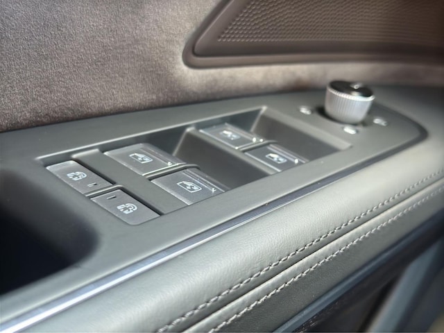 Audi A8 60 TFSI Hybride Lang Quattro