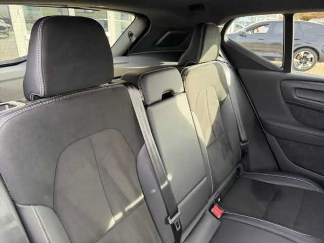 Volvo XC40 R-Design Recharge T5