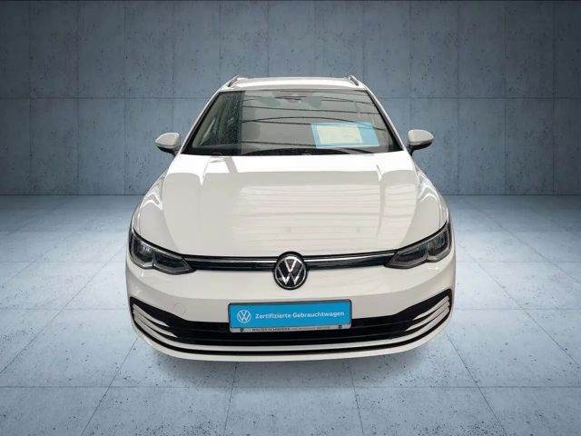 Volkswagen Golf 1.0 TSI Life Variant