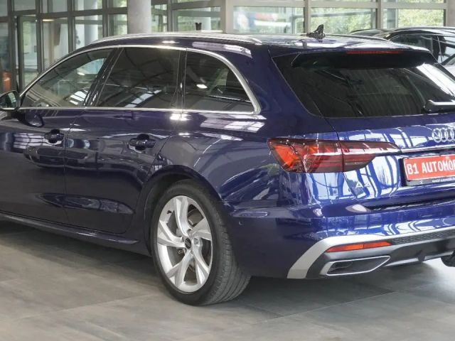 Audi A4 40 TFSI Avant Quattro S-Line