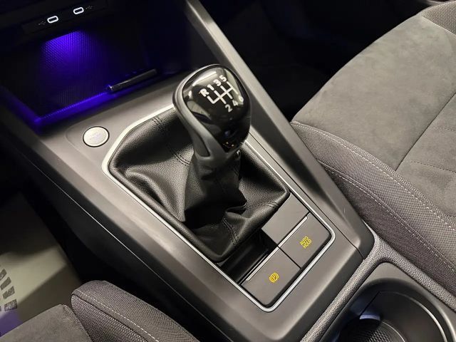 Volkswagen Golf ACT Life