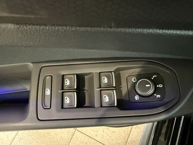 Volkswagen Golf 2.0 TSI DSG Golf VIII Style