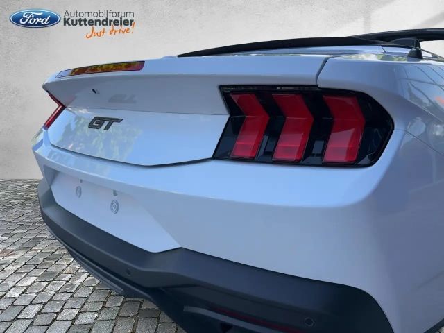 Ford Mustang Convertible GT 5.0 V8