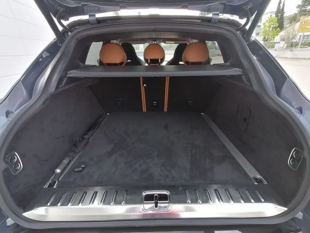 Aston Martin DBX Concours Blau Vollausstattung-6 800 KM-