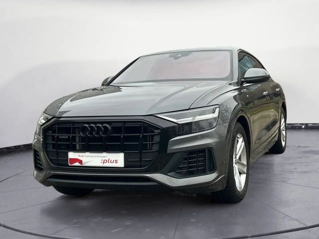Audi Q8 55 TFSI Hybride Quattro S-Line