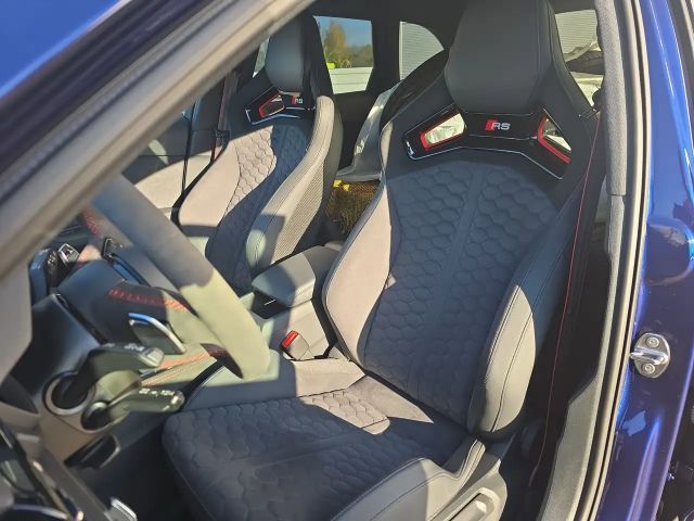 Audi RS4 Avant Competition