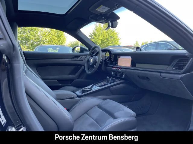 Porsche 992 Carrera Coupé GTS