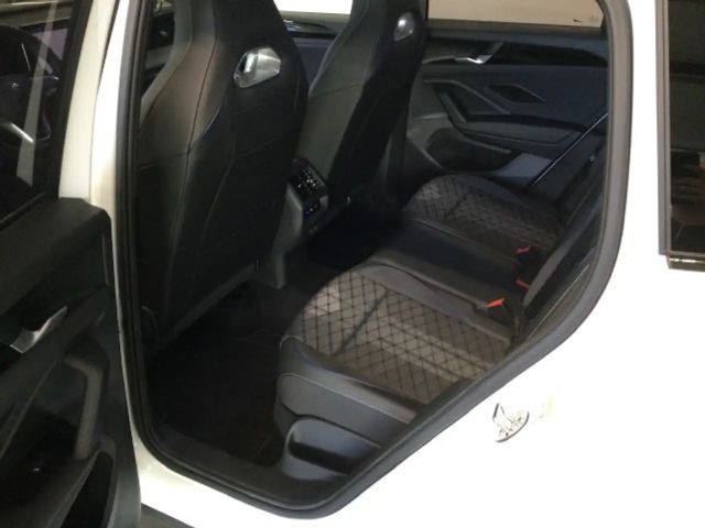 Volkswagen Tiguan 1.5 eTSI DSG IQ.Drive R-Line