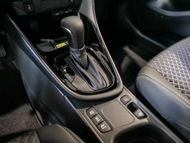 Toyota Yaris Hatchback Hybride Style