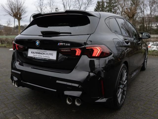 BMW 135 Sedan xDrive