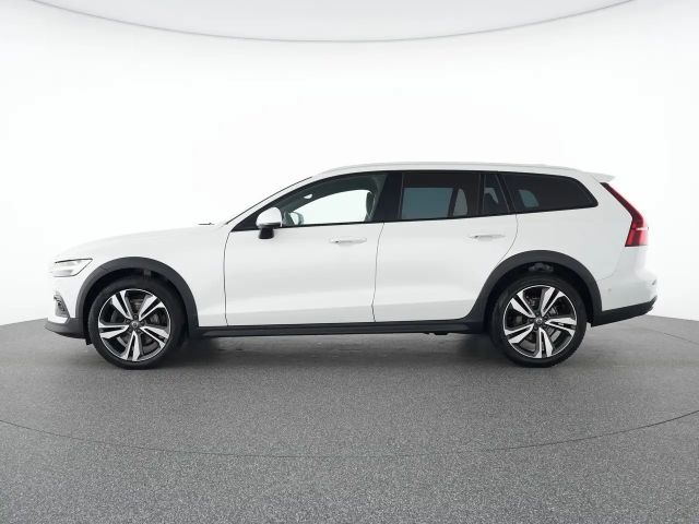 Volvo V60 Cross Country AWD Ultimate