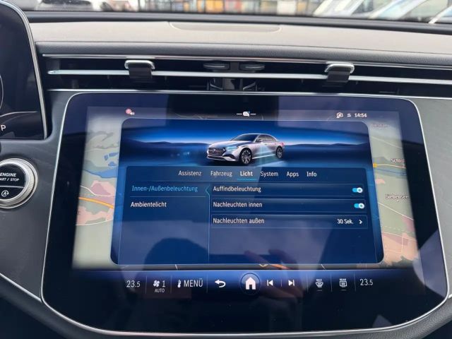 Mercedes-Benz E 220 AVANTGARDE E 220 d Sedan