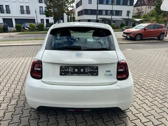 Fiat 500e 42 kWh